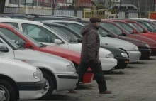 Szajka oszustów z Wrocławia. Oferują samochody, ludzie tracą majątek