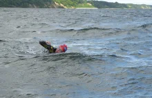Polak jako pierwszy człowiek na świecie przepłynął wpław Bałtyk