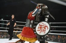 Knights fighting - walki w zbrojach na galach MMA.