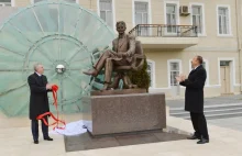 Odsłonięto pomnik Nikoli Tesli w Azerbejdżanie