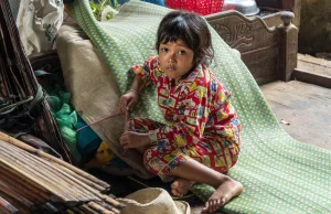Kambodża - dlaczego te dzieci tak tęksnią?