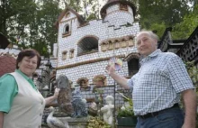 Niemieckie małżeństwo zbudowało bajkowy zamek w swoim ogródku