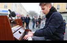 DANCE MONKEY on piano