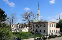 Dlaczego Austria zamyka meczety?