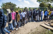 Włochy: ruszył program przyjmowania uchodźców w prywatnych domach