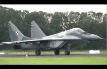 Polski MiG-29 daje czadu w holenderskiej miejscowości Leeuwarden