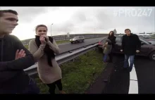Holenderska policja jadąca do wypadku drogowego