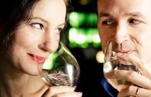 Wspólne picie alkoholu to klucz do udanego związku - tak mówią naukowcy