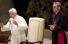 Nie może być dwóch papieży – watykaniści o głośnych słowach apba Gansweina