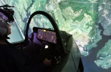 DARPA - 55-cio letnia kobieta potrafi kontrolować myśliwiec siłą umysłu