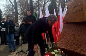 Piotrowicz oddał hołd ofiarom komunizmu w mieście, w którym był prokuratorem PRL