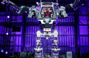 CEO Amazonu, Jeff Bezos pokazał robota Method-2 w trakcie MARS 2017 (wideo