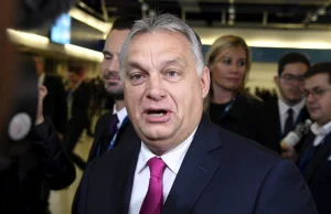 Orban przejmuje węgierskie media jak „turecki sułtan”