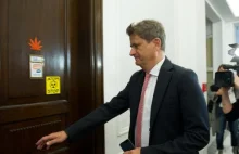 Jak szpieg wszedł do Sejm? Przepustkę wystawiła pracownica biura Palikota