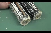 Alkaline Battery Leakage Testing - Part 1 - [EEVblog]