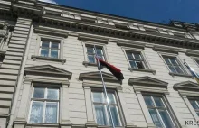 Lwów: Prawy Sektor zamienił flagę UE na OUN-UPA