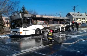 Autobus spłonął doszczętnie