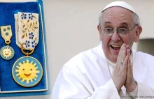 Papież Franciszek otrzymał Order Uśmiechu