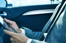 Minister cyfryzacji deklaruje: prawo jazdy w smartfonie jeszcze przed wakacjami