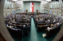 PiS wstrzymuje prace nad uszczelnieniem abonamentu RTV