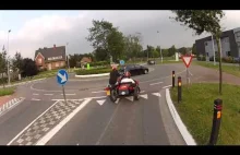 a motocyklem po rondzie jeżdżę tak: