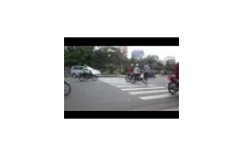 Jak Nie przechodzić przez ulicę - Wietnam