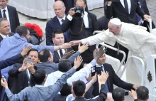 Papież: Kościół powinien wchodzić do wysokiej polityki