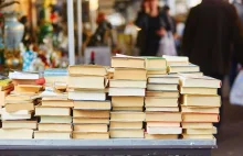 Milion książek na święta. Polacy kupili ponad milion sztuk różnych wydawnictw