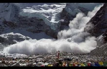 Nagranie lawiny która zeszła dzisiaj ze scian Everestu, 13 ofiar, 3 zaginionych.