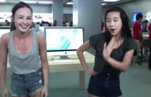 Pokaz tańca w sklepie Apple