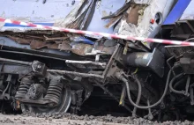 Turcja: zderzenie pociągu z lokomotywą, co najmniej dziewięć osób zginęło.