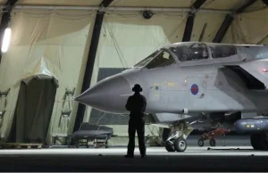 Wielka Brytania rozpoczeła naloty powietrzne na ISIS ENG