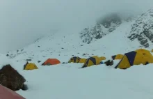 Muzułmanie urządzili rzeź na Nanga Parbat. Polacy przeżyli tylko dzięki...