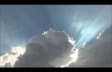 Niezwykłe time lapse nieba