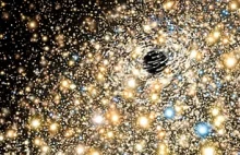 Naukowcy odnaleźli najmasywniejszą parę czarnych dziur...