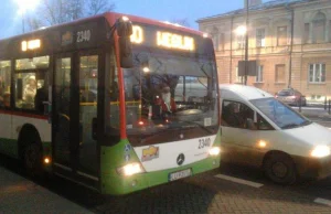 Lublin: Do pracy zawiezie nas Mikołaj. Kierowcy się przebiorą