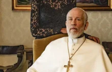 John Malkovich jako papież Jan Paweł III na teaserze serialu The New Pope