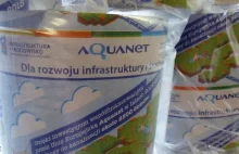 Aquanet z Poznania promuje się... papierem toaletowym