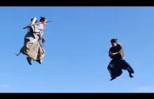 Niesamowity powietrzny pojedynek Samurajów na jetpackach