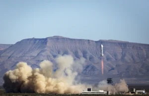 Zobaczcie efektowne wideo z lądowania rakiety Blue Origin