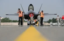 Belgia zastąpi F-16 samolotami F-35. Prezydent Macron skrytykował tę decyzję.