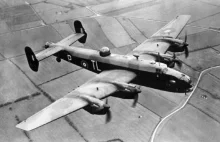 Samolot bombowy Handley Page Halifax | Wydawnictwo militarne
