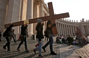 OBWE alarnuje: Dyskryminacja chrześcijan w Europie jest bagatelizowana!