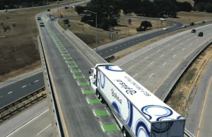 USA: pierwszy komercyjny przejazd autonomicznej ciężarówki przez cały kraj