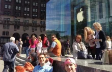 Pod Apple Store w Nowym Jorku już tworzy się kolejka...