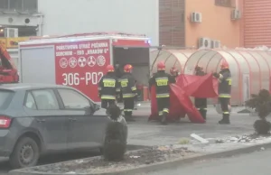 Ewakuacja OBI w Krakowie, jedna osoba ranna