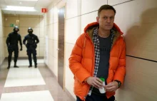 Rosja: Najazd na biura Nawalnego. Na czytniku miał zapisanego Wiedźmina