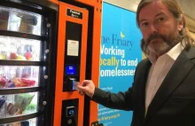 Już wkrótce automat z rzeczami dla ludzi bezdomnych pojawi się w Birmingham