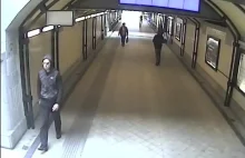 Bomba we wrocławskim autobusie: Tego mężczyzny szuka policja