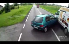 Wypadek DK55 zajechanie drogi przez peugeota